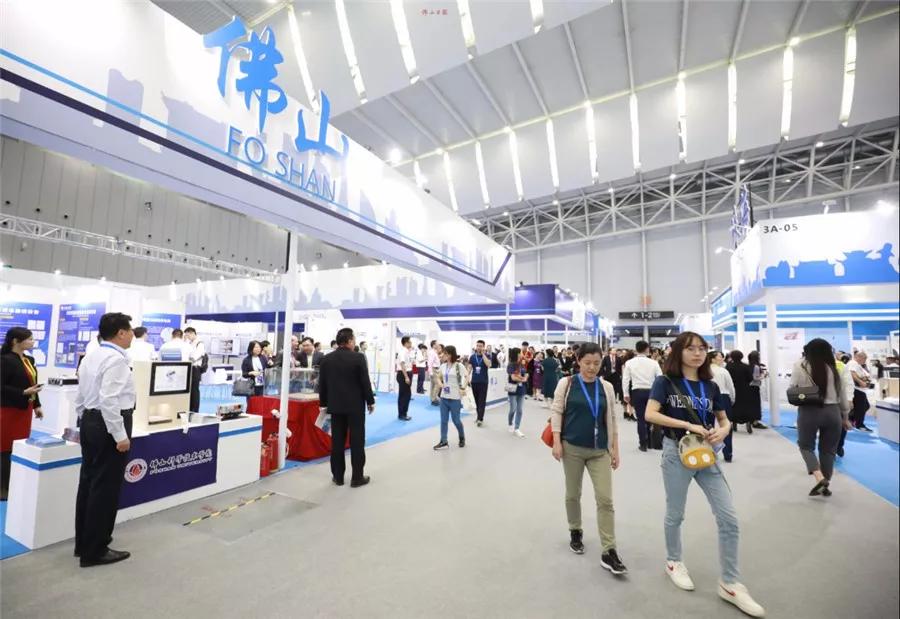 1574044967116315.jpg ca6ce04dj00q0r9fy0027c000p000h7m.jpg