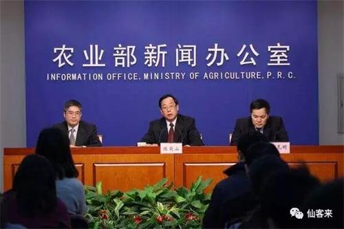 1592636440353484.jpg 0453B4F67F7144EAC335D9C5BACBDCDE.jpg