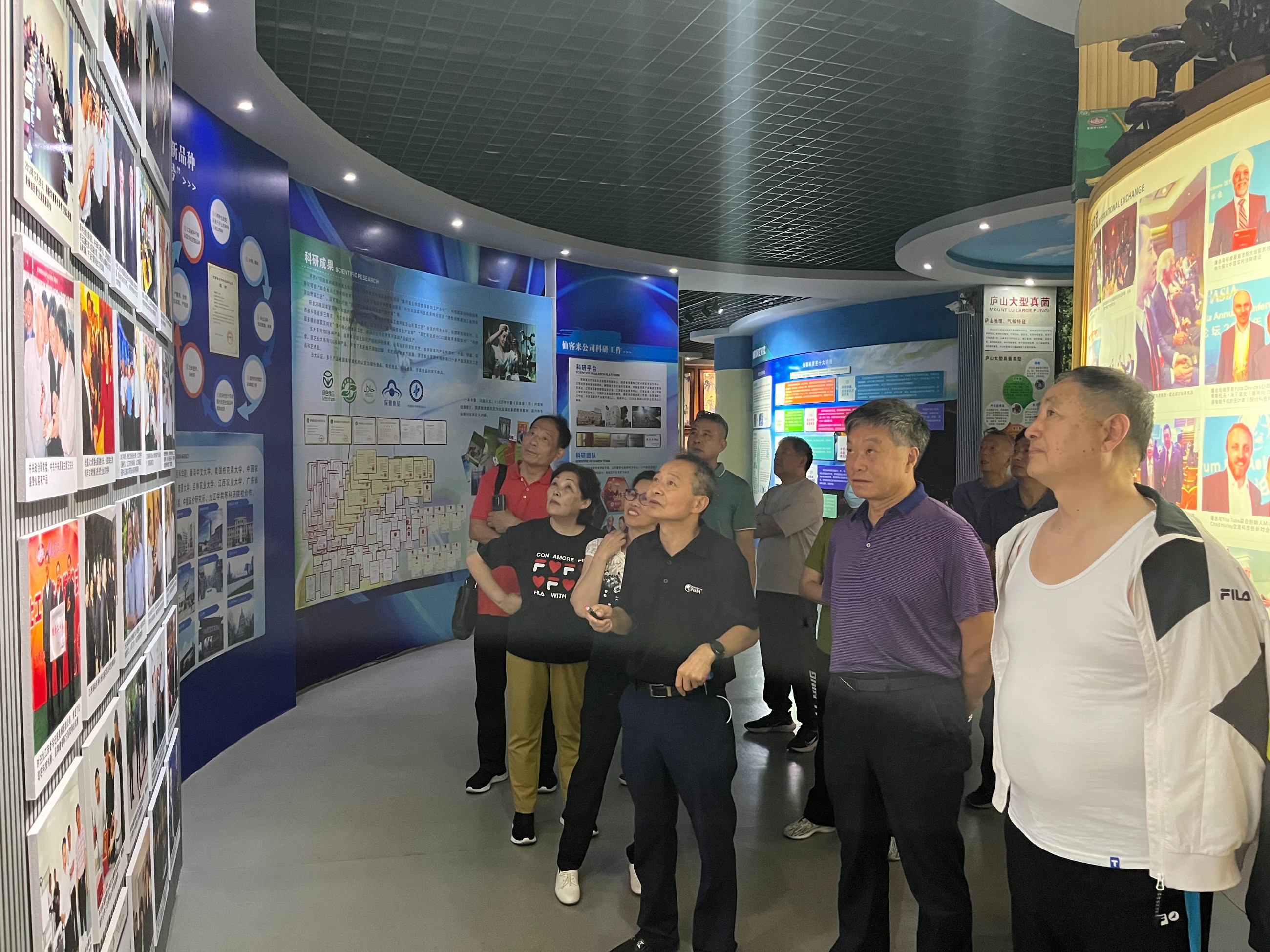 杭州亞運(yùn)會(huì)官方靈芝產(chǎn)品供應(yīng)商|杭州亞運(yùn)會(huì)官方供應(yīng)商|中國(guó)靈芝十大品牌|仙客來(lái)靈芝|仙客來(lái)靈芝破壁孢子粉|仙客來(lái)孢子油|仙客來(lái)靈芝飲片|仙客來(lái)破壁孢子粉|靈芝孢子油|孢子粉|靈芝破壁孢子粉|靈芝|中華老字號(hào)