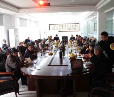 江西農(nóng)大老教授考察團(tuán)蒞臨仙客來(lái)考察科技創(chuàng)新