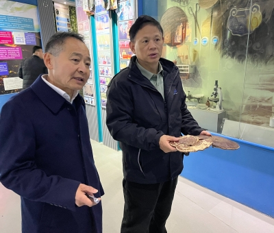 市委常委、九江軍分區(qū)政委余文生等蒞臨仙客來公司指導(dǎo)